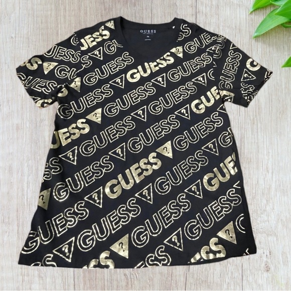 GUESS Los Angeles T-shirt! - Picture 1 of 9